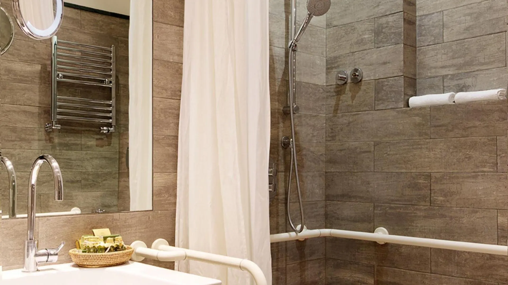 ****  Hotel Numa Milan Camperio Itálie