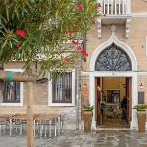 Palazzo Veneziano - Collection 4*, Venedik İtalya
