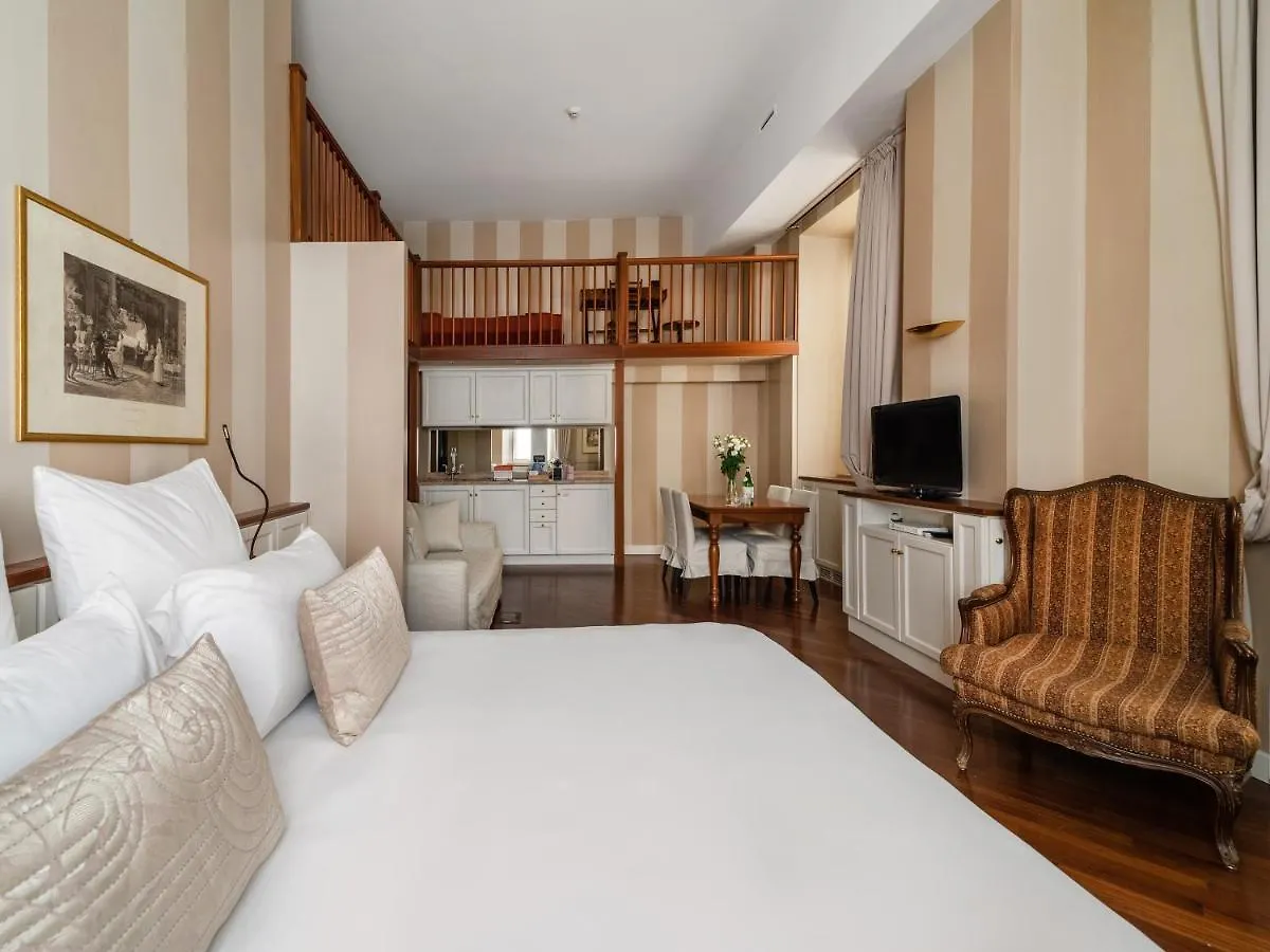Numa Milan Camperio Hotel