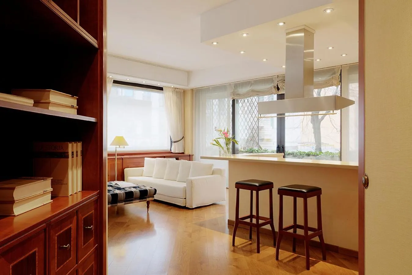Numa Milan Camperio Hotel